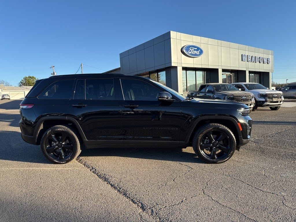 2023 Jeep Grand Cherokee Altitude