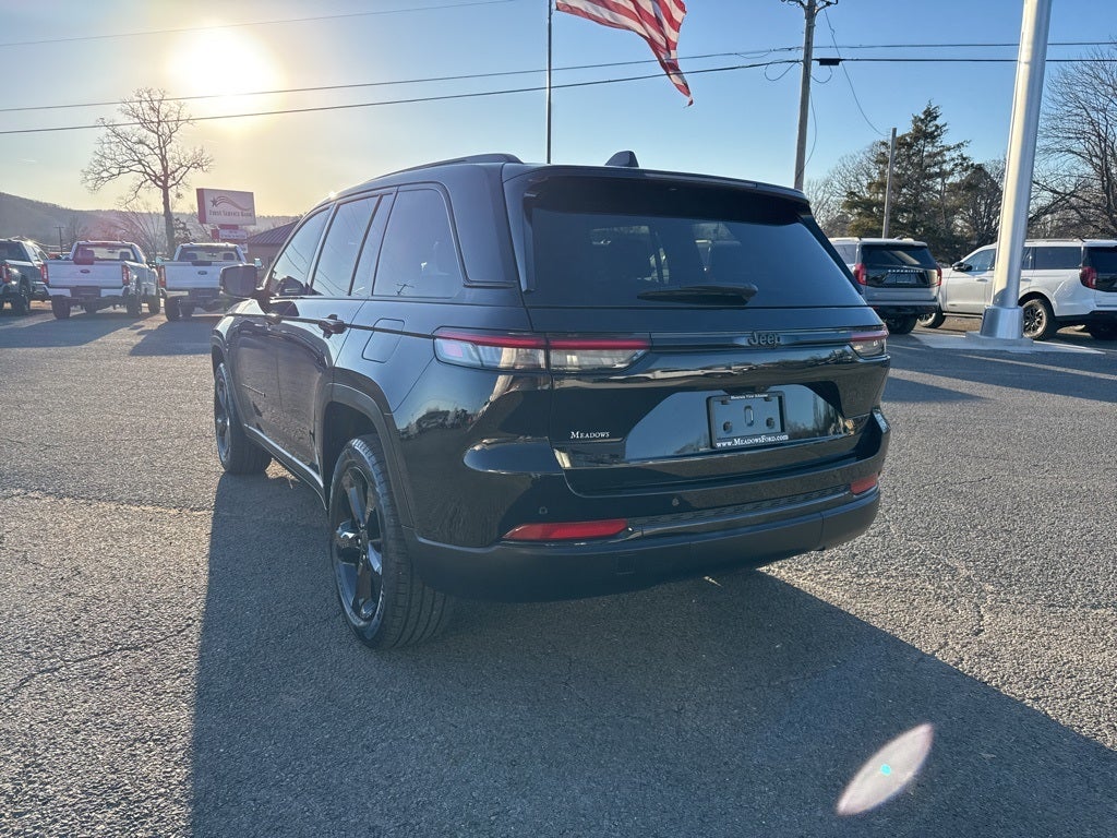 2023 Jeep Grand Cherokee Altitude