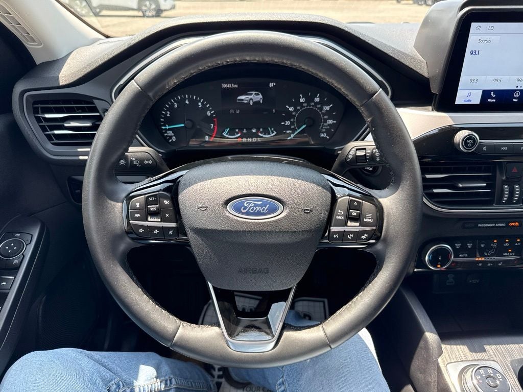 2022 Ford Escape SEL