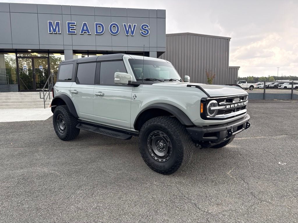 2024 Ford Bronco Outer Banks