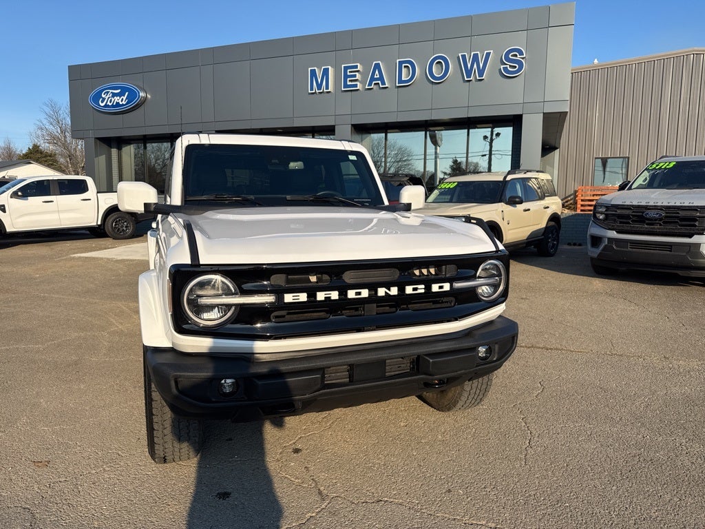 2024 Ford Bronco Outer Banks