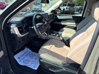 2024 Ford Expedition XLT