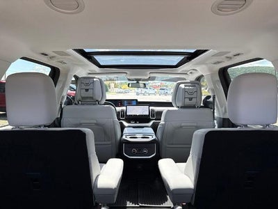 2027 Ford Expedition Platinum