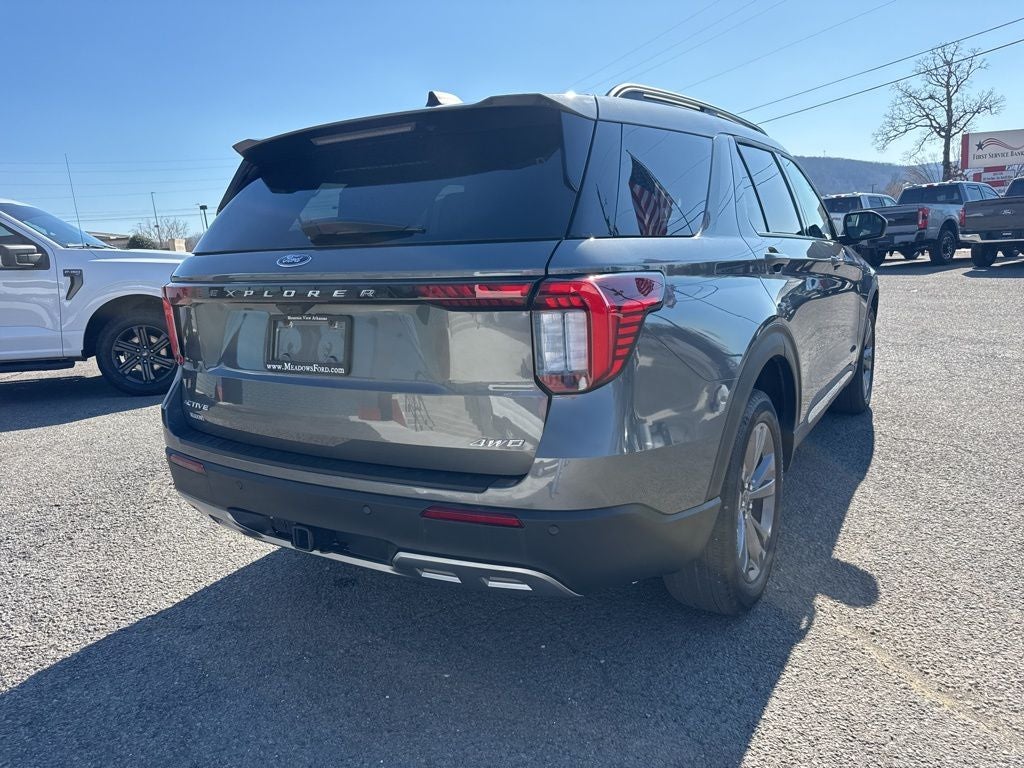 2025 Ford Explorer Active