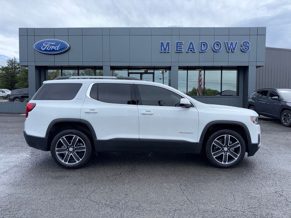 2023 GMC Acadia SLT