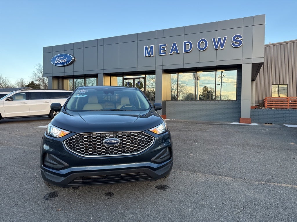 2024 Ford Edge SE