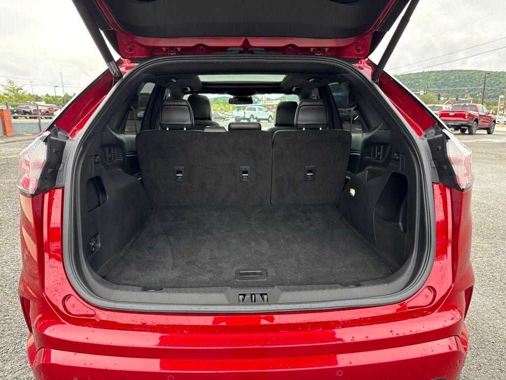 2022 Ford Edge ST Line