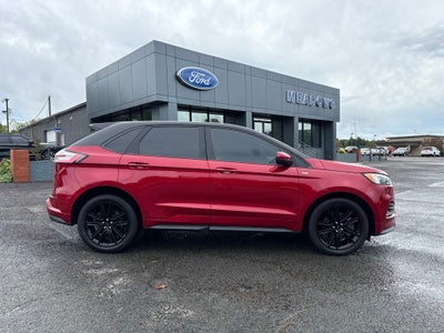 2022 Ford Edge ST Line