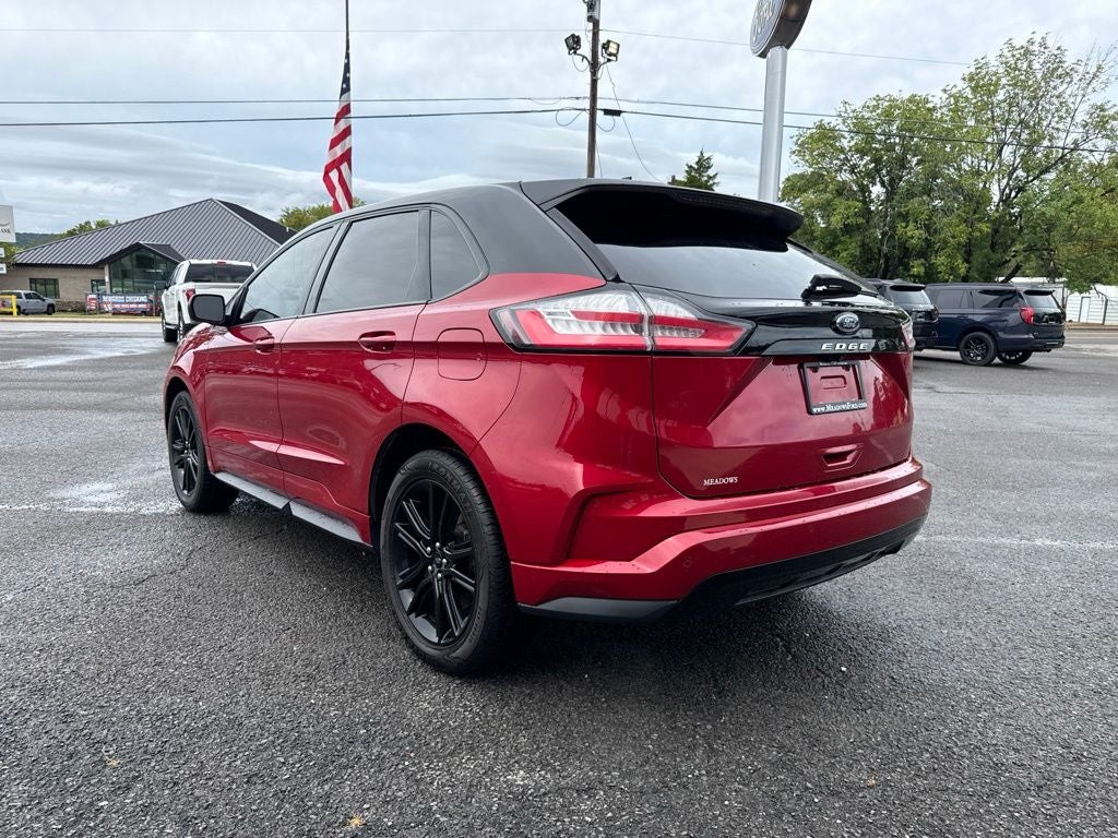 2022 Ford Edge ST Line