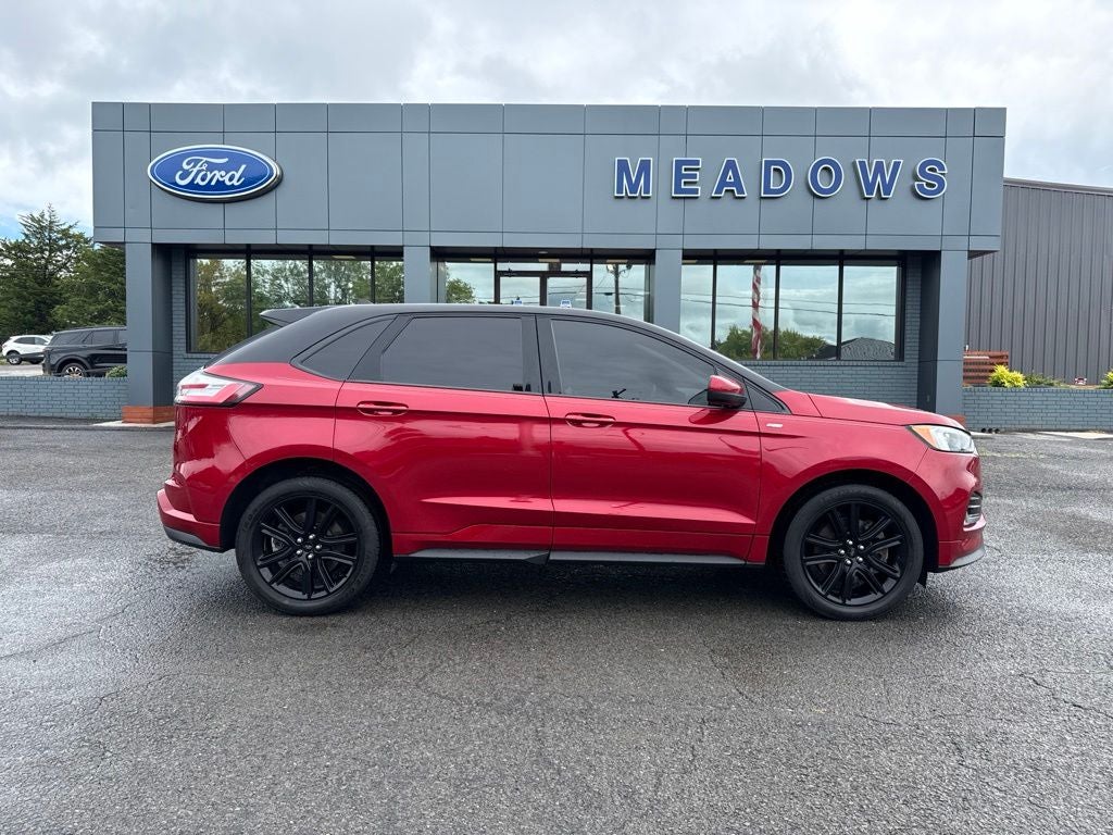 2022 Ford Edge ST Line
