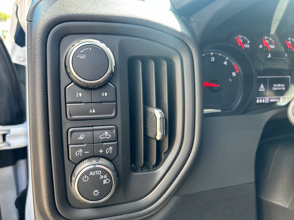 2025 Chevrolet Silverado 2500HD Custom