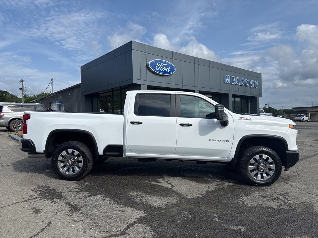 2025 Chevrolet Silverado 2500HD Custom