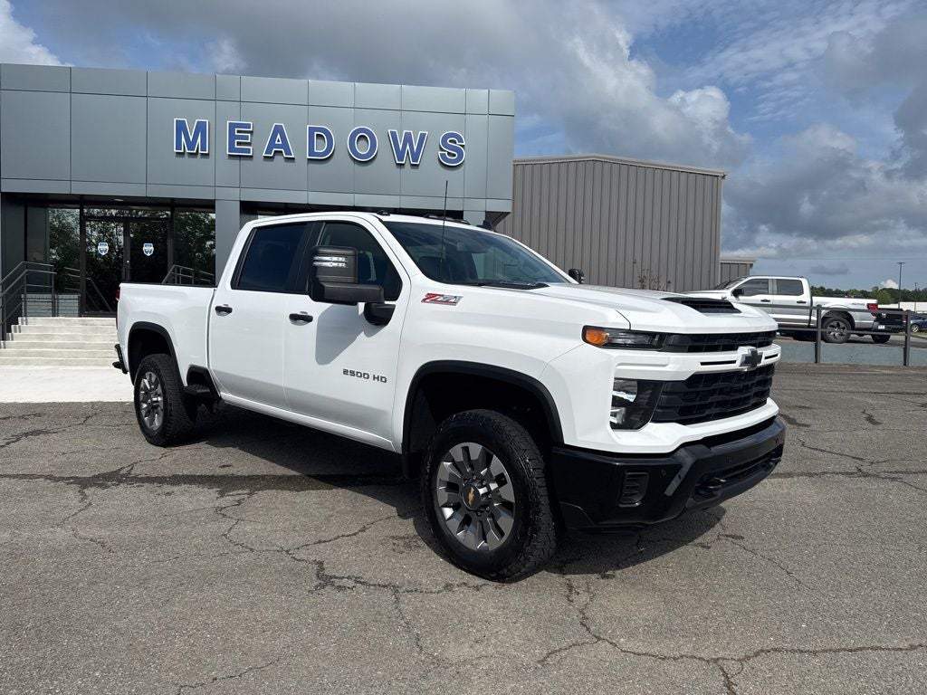 2025 Chevrolet Silverado 2500HD Custom