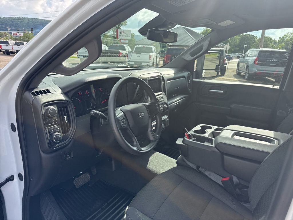 2025 Chevrolet Silverado 2500HD Custom