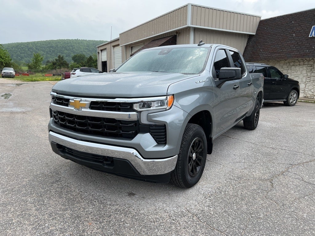 Used 2023 Chevrolet Silverado 1500 LT with VIN 2GCUDDEDXP1150124 for sale in Little Rock