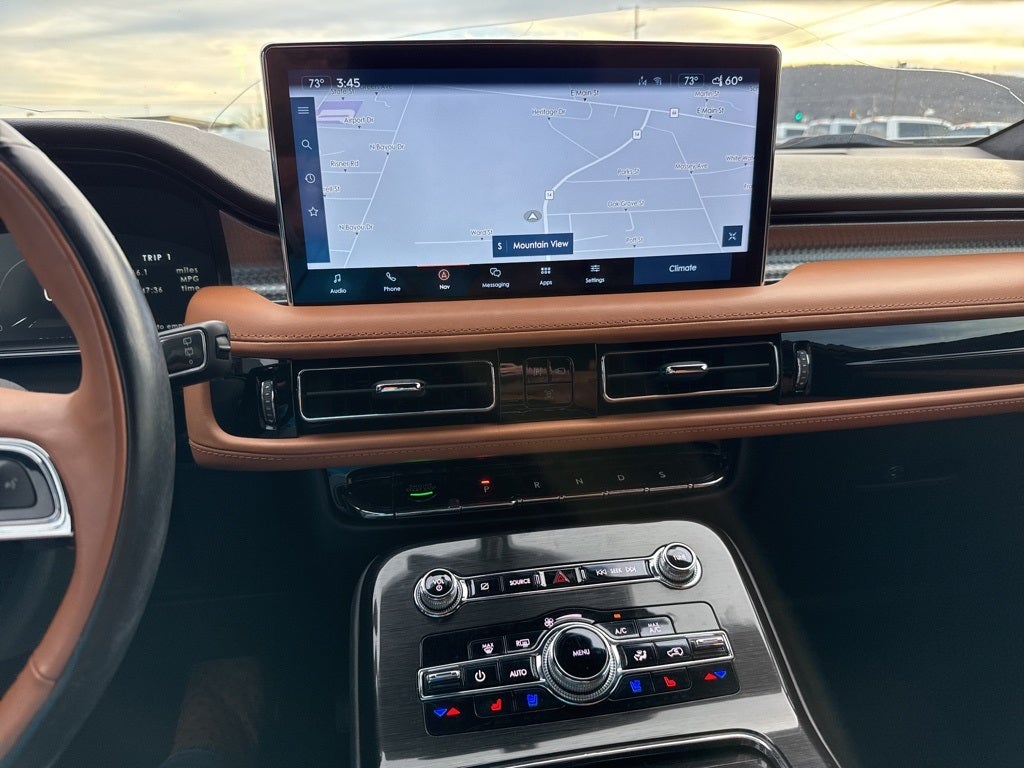 2022 Lincoln Nautilus Black Label