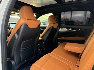 2022 Lincoln Nautilus Black Label