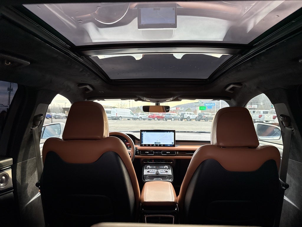 2022 Lincoln Nautilus Black Label