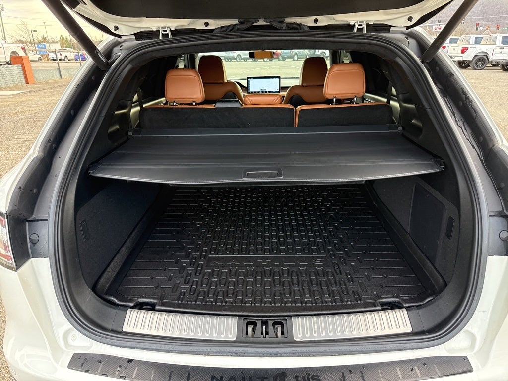 2022 Lincoln Nautilus Black Label