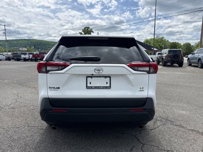 2024 Toyota RAV4 LE