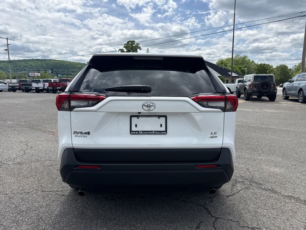 2024 Toyota RAV4 LE