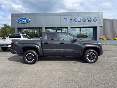 2024 Toyota Tacoma TRD Off-Road
