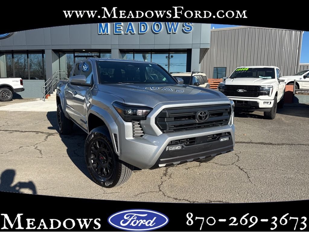 2025 Toyota Tacoma SR5