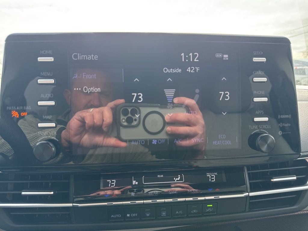 2024 Toyota Sienna LE 8 Passenger