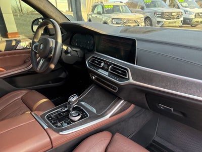 2022 BMW X7 xDrive40i