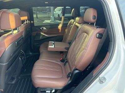 2022 BMW X7 xDrive40i
