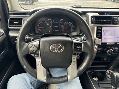 2022 Toyota 4Runner SR5