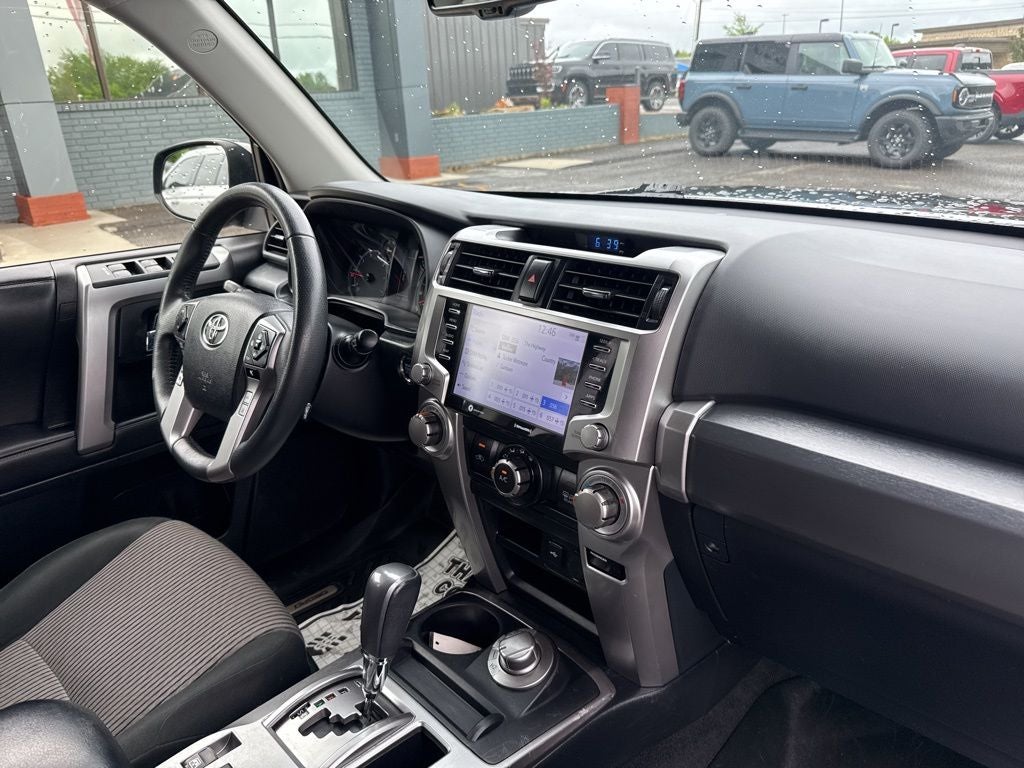 2022 Toyota 4Runner SR5