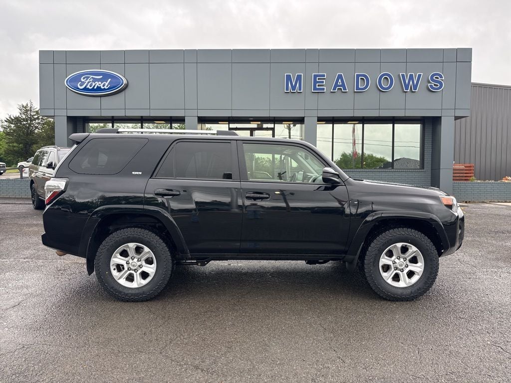 2022 Toyota 4Runner SR5