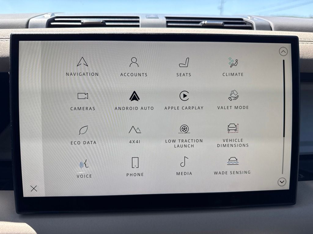 2023 Land Rover Defender 130 S
