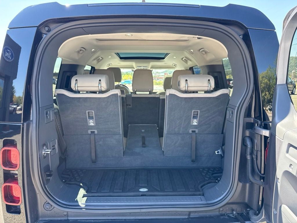 2023 Land Rover Defender 130 S